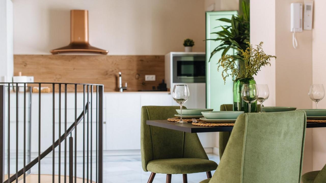 Rocio Suites Apartments Sewilla Zewnętrze zdjęcie